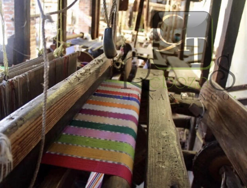 Cargue la imagen en el visor de la galería, Mantón colorido hecho a mano mexicano, Pashmina diseños únicos 
