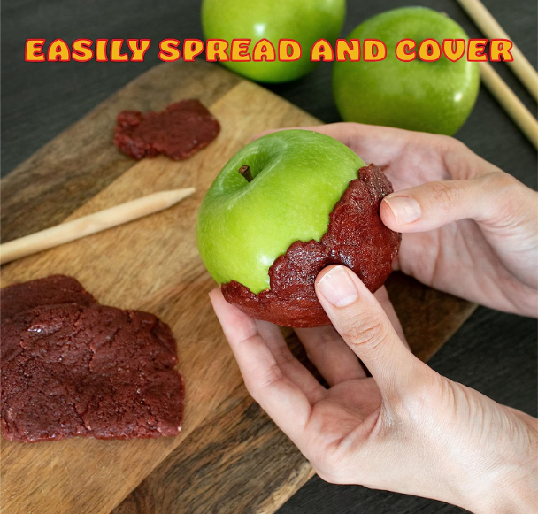 Load image into Gallery viewer, Zumbapica Forritos Mango &amp; Tamarind Mix Soft Caramel Paste for Apples.
